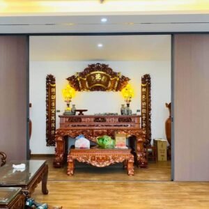 Vách Tổ Ong Ngăn Phòng Thờ